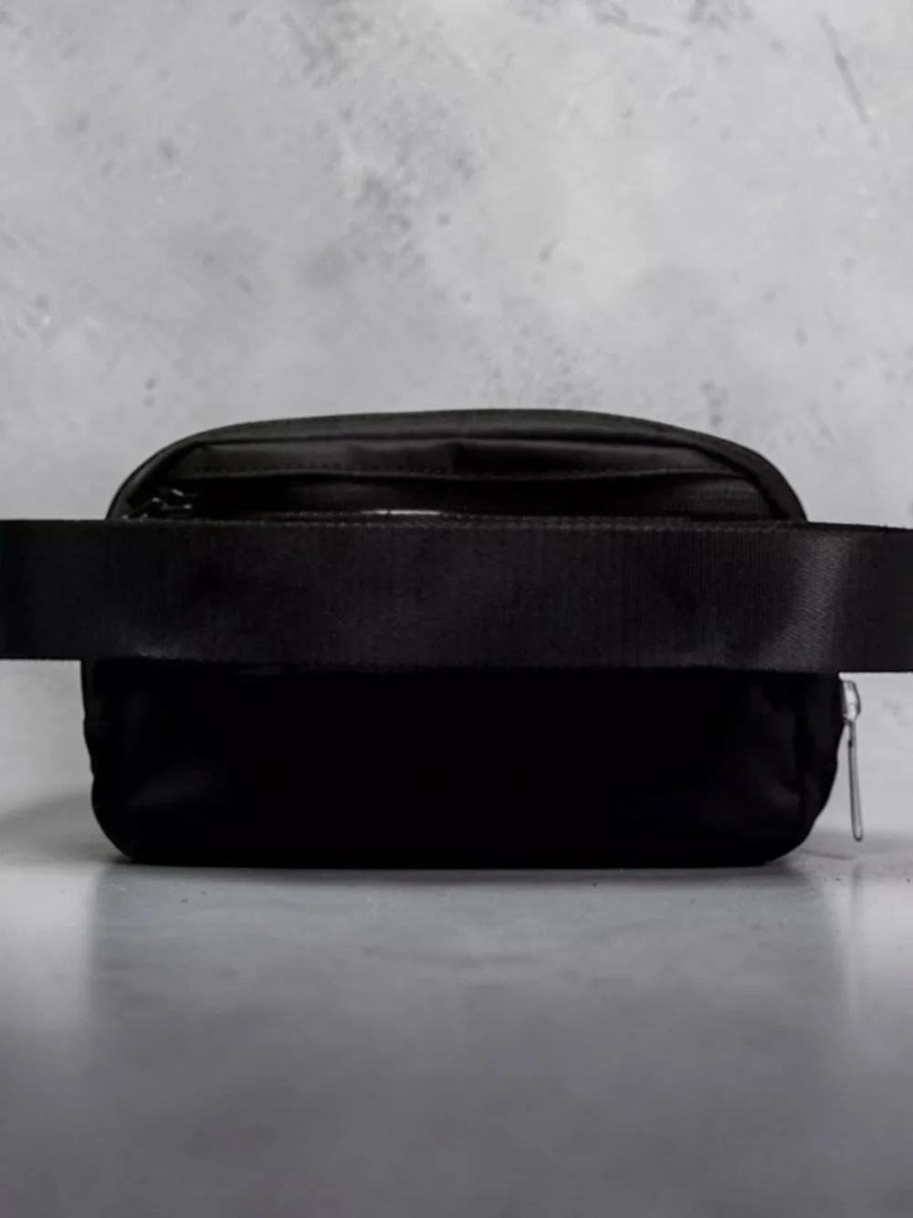 LULULEMON Everywhere Belt Bag – Black 1L, Extended Strap, NWT - Picture 7 of 11